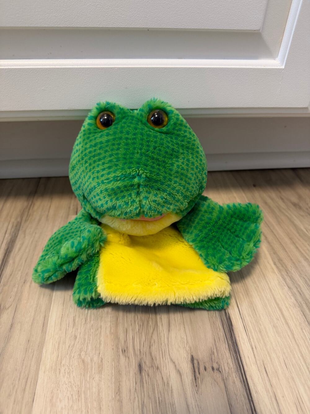 Vintage Dakin Frog Hand Puppet Plush 9" Croaks 1993 Sound when Moves